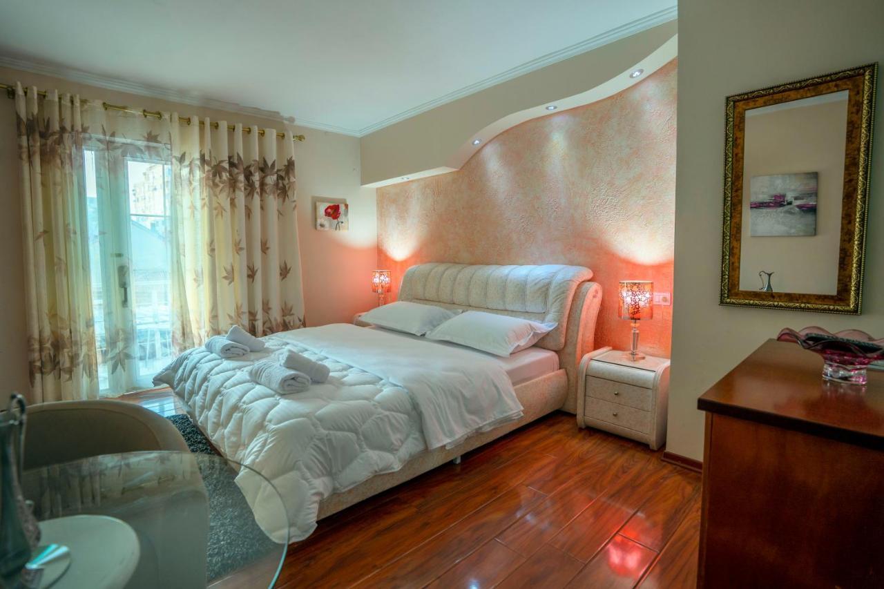 Zobo Hotel Shkodër エクステリア 写真