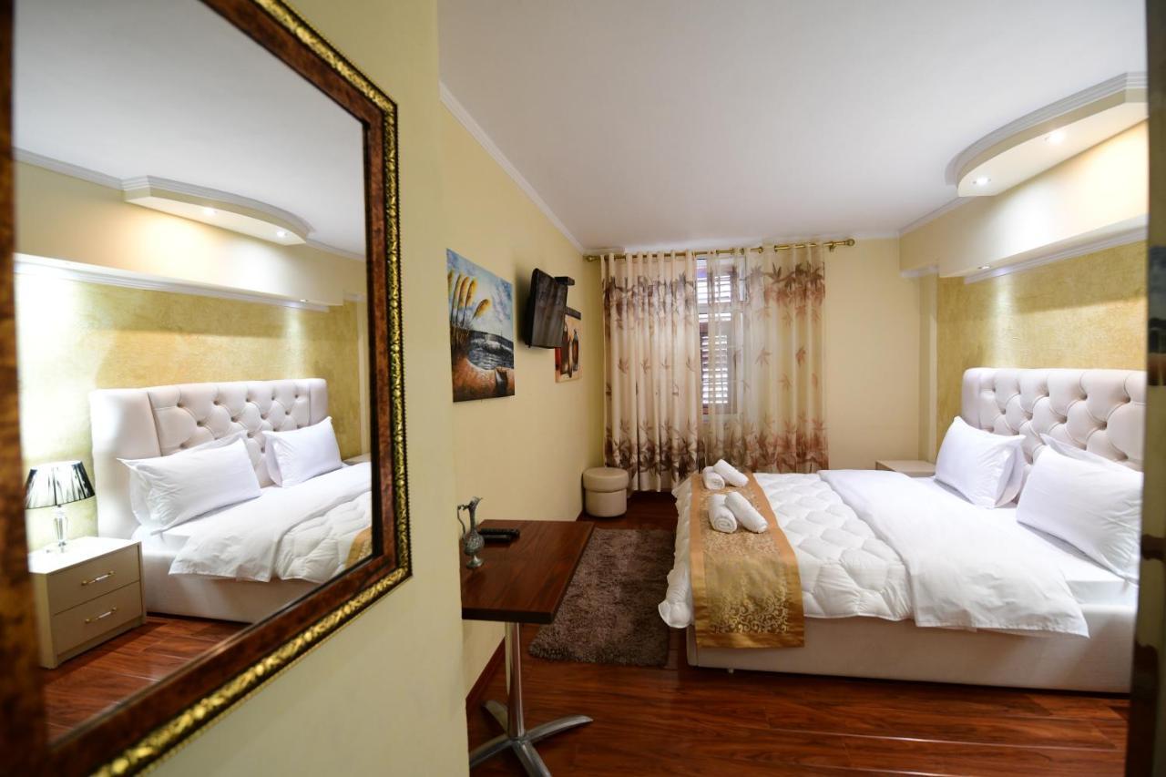 Zobo Hotel Shkodër エクステリア 写真